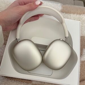 AirPods Max (Brand New)